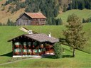 Walser Hof mit Huusschtall in Hirschegg (Foto: Tiburt Fritz, 2004)