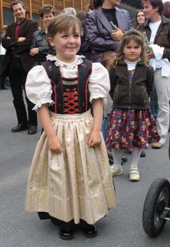 Mädchen in Galtür (Foto: Tiburt Fritz)